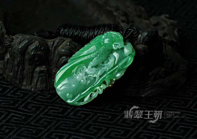糯冰种黄加绿缅甸翡翠英明神武挂件