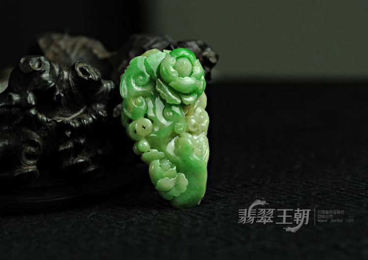 糯冰种黄加绿缅甸翡翠花开富贵挂件