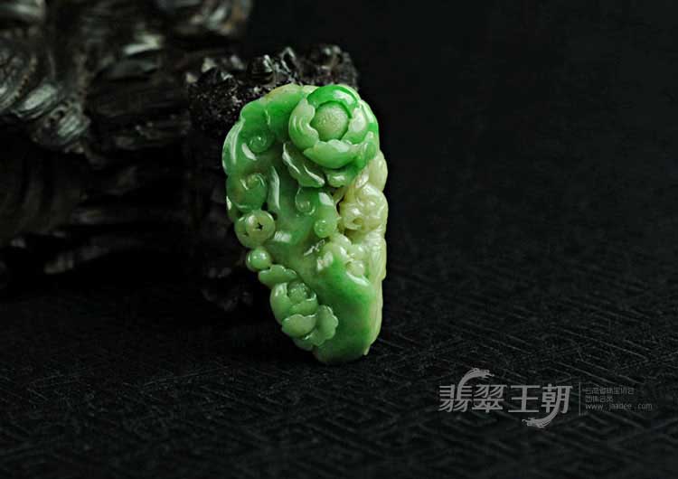 糯冰种黄加绿缅甸翡翠花开富贵挂件