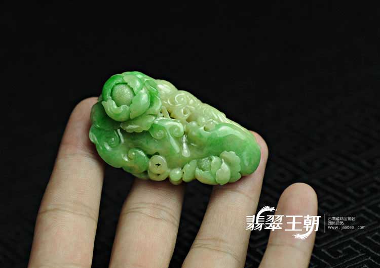 糯冰种黄加绿缅甸翡翠花开富贵挂件