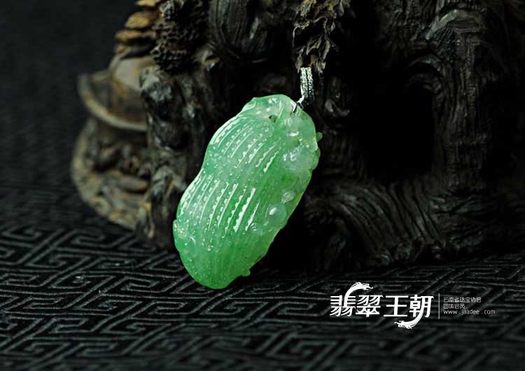 冰种翠色缅甸翡翠生意兴隆挂件