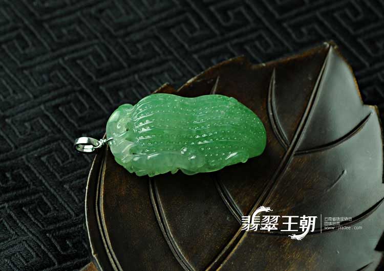 冰种翠色缅甸翡翠生意兴隆挂件