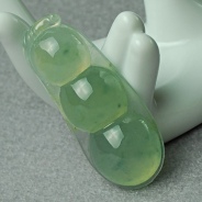 冰种晴水飘花缅甸翡翠四季豆挂件