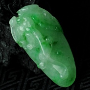 糯冰种飘翠缅甸翡翠螭龙福瓜挂件