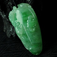 糯冰种飘翠缅甸翡翠螭龙福瓜挂件