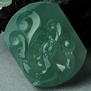 冰玻种晴水缅甸翡翠龙牌挂件