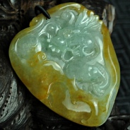 冰种黄翡飘花缅甸翡翠龙凤牌挂件