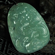 冰玻种晴水缅甸翡翠龙牌挂件