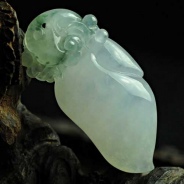 冰种飘花缅甸翡翠福瓜挂件