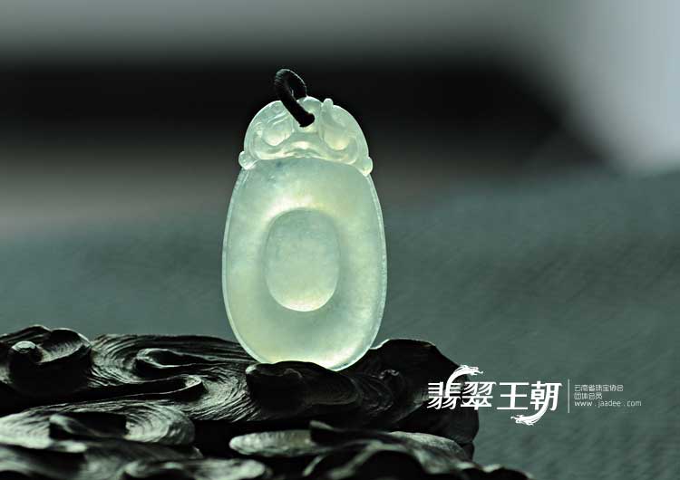 冰种晴水缅甸翡翠福在眼前挂件