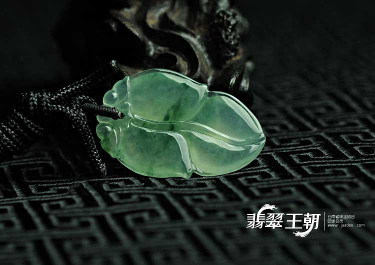 冰种飘花缅甸翡翠叶子挂件