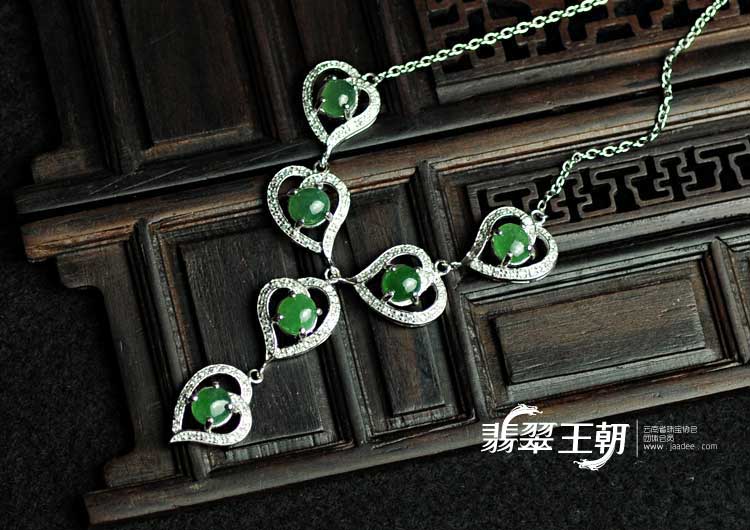 冰种阳绿缅甸翡翠满绿镶925银镀白金项链