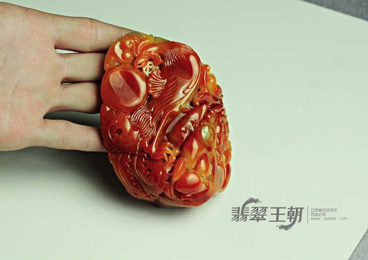 糯冰种紅翡缅甸翡翠丹凤朝阳手玩件