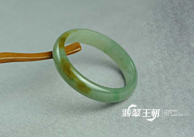 糯冰种黄翡缅甸翡翠手镯（58）