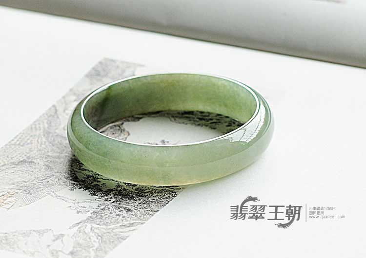 糯冰种黄翡缅甸翡翠手镯（58）