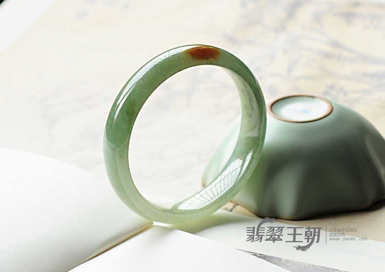 糯冰种黄翡缅甸翡翠手镯（57.9）