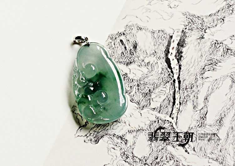 冰种飘翠缅甸翡翠如意挂件