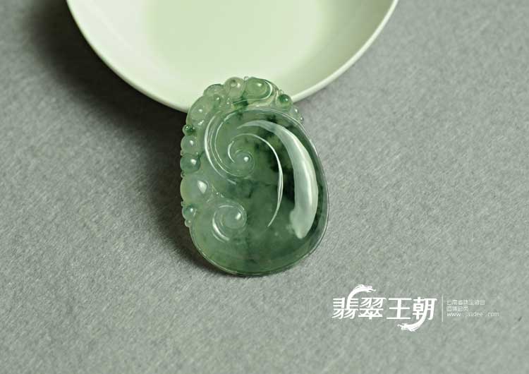 冰种飘花缅甸翡翠如意挂件