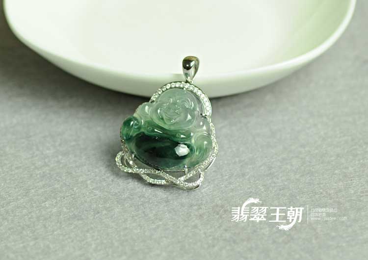 冰玻种油青缅甸翡翠镶白金玉佛挂件