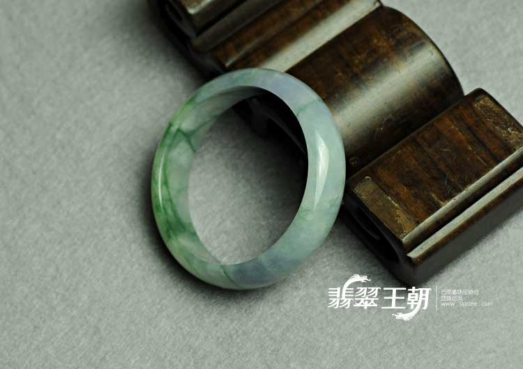 糯冰种紫罗兰飘花缅甸翡翠手镯（60mm)