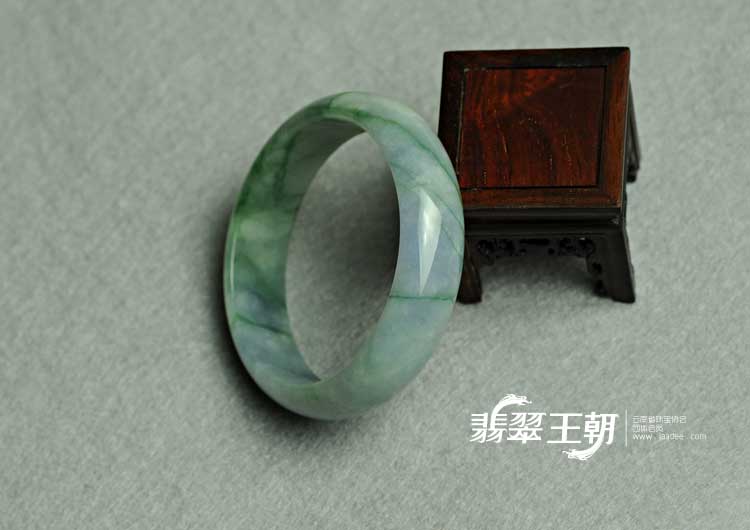 糯冰种紫罗兰飘花缅甸翡翠手镯（60mm)