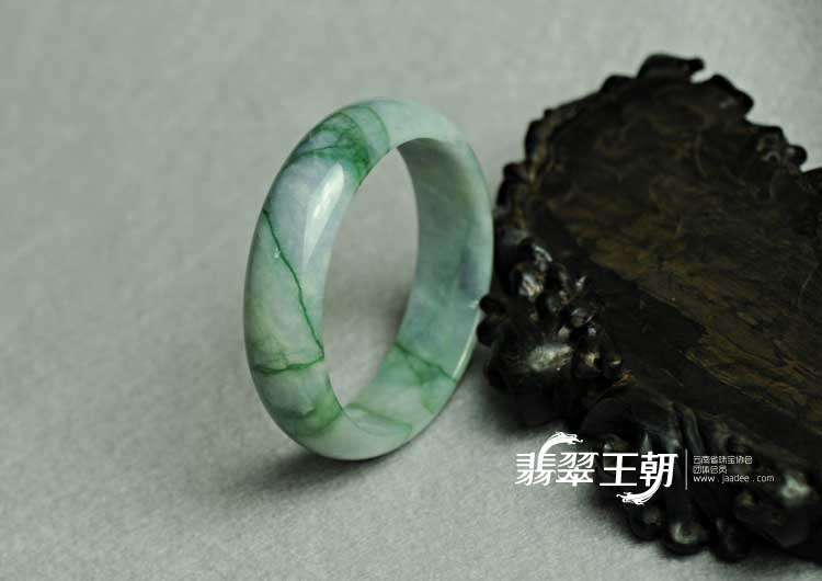 糯冰种紫罗兰飘花缅甸翡翠手镯（58.4mm）