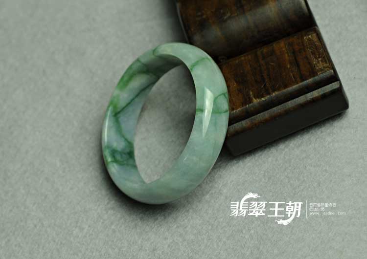 糯冰种紫罗兰飘花缅甸翡翠手镯（58.4mm）
