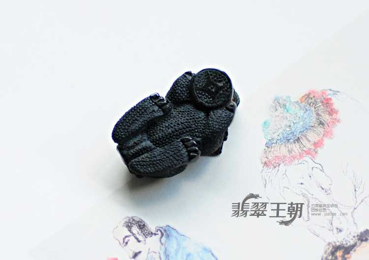 细糯墨翠缅甸翡翠貔貅挂件