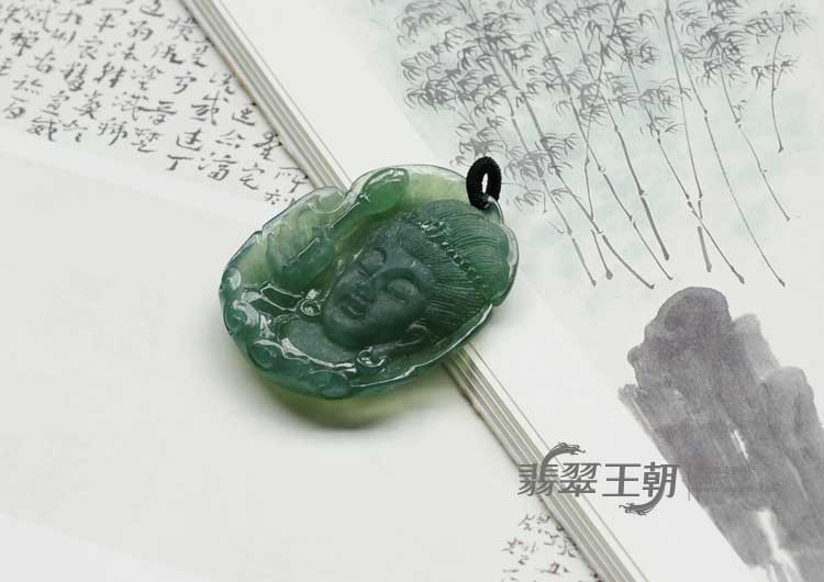 冰种油青缅甸翡翠观音头挂件