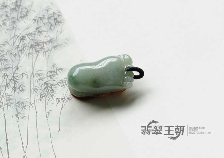糯冰种黄翡缅甸翡翠知足常乐挂件