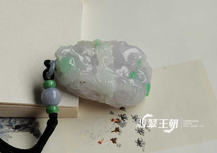 糯冰种三彩缅甸翡翠双喜临门手玩件