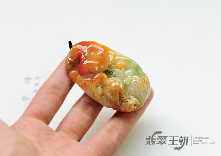 糯冰种红黄翡飘花缅甸翡翠一路连科挂件