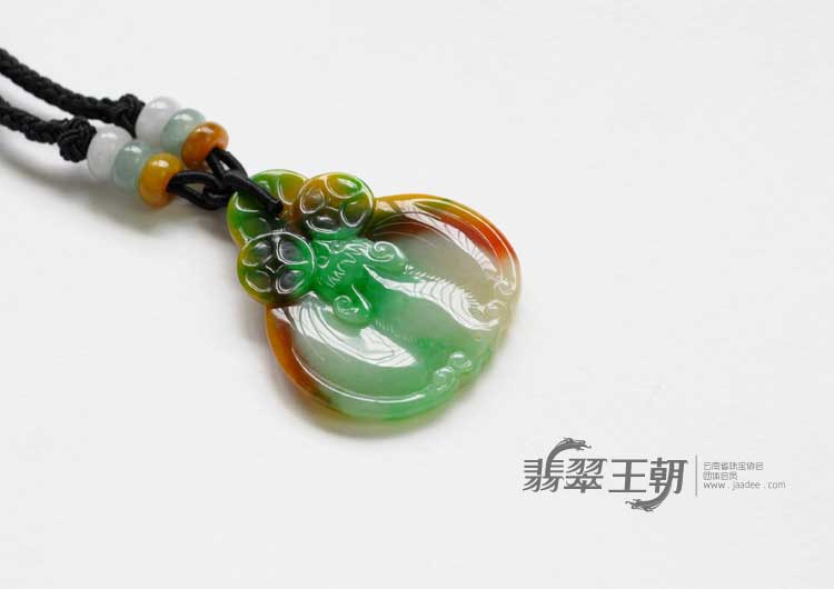 糯冰种四彩缅甸翡翠福在眼前挂件