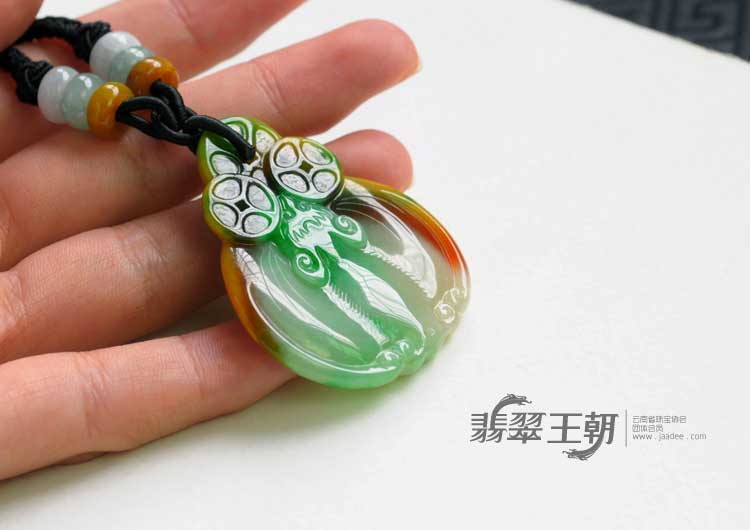 糯冰种四彩缅甸翡翠福在眼前挂件