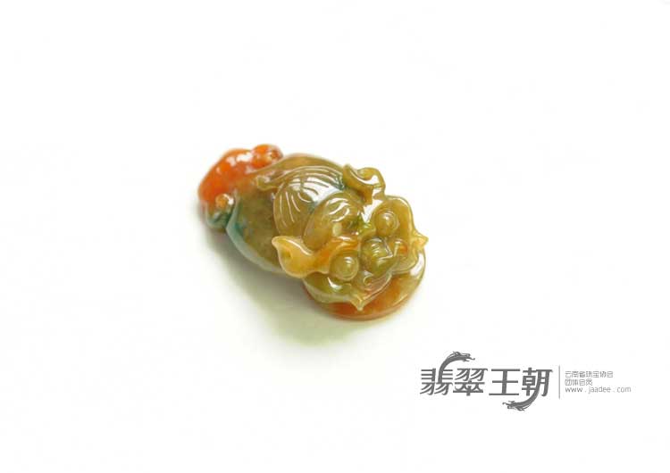 糯冰种三彩缅甸翡翠招财进宝挂件
