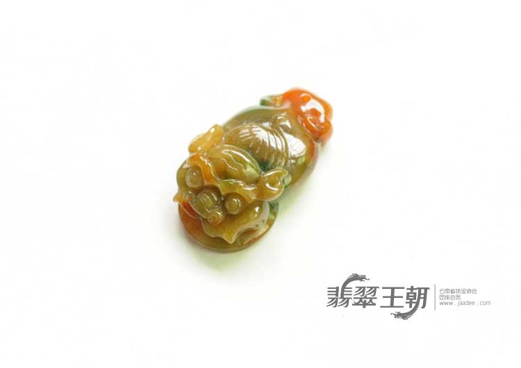 糯冰种三彩缅甸翡翠招财进宝挂件