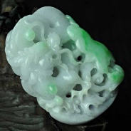 细糯种春带彩缅甸翡翠龙腾四海挂件