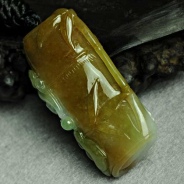 糯冰种黄翡缅甸翡翠节节高挂件