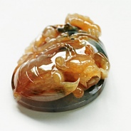 糯冰种黄翡飘花缅甸翡翠蝙蝠龙挂件