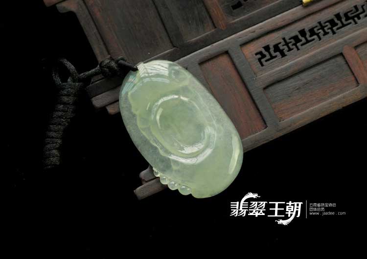 冰种晴水缅甸翡翠观音头挂件