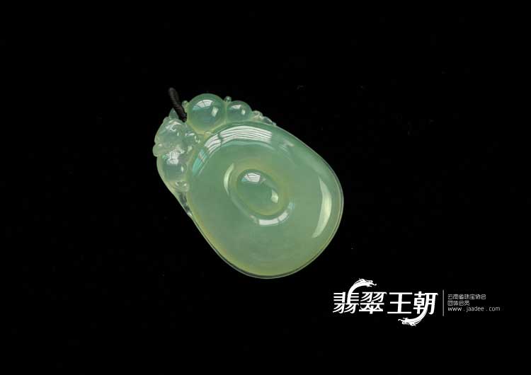 冰玻种晴水缅甸翡翠福在眼前挂件