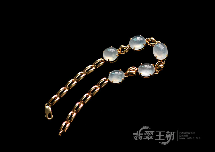 冰玻种强莹光缅甸翡翠包玫瑰金镶真钻手链（5颗）