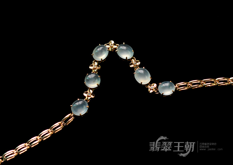 冰玻种强莹光缅甸翡翠包玫瑰金镶真钻手链（6颗）