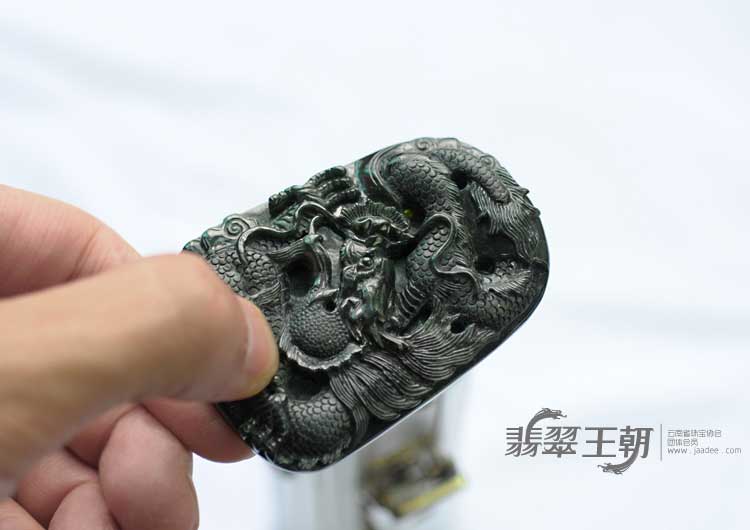 细糯种墨翠缅甸翡翠龙行天下挂件