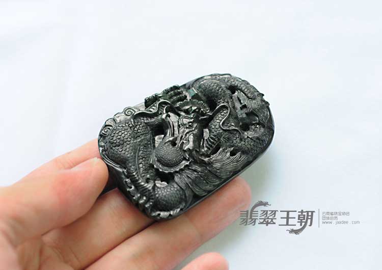 细糯种墨翠缅甸翡翠龙行天下挂件