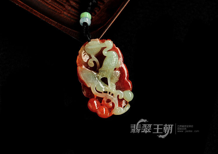 糯冰种红翡缅甸翡翠和和美美挂件