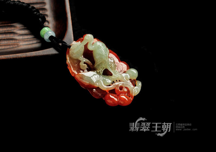 糯冰种红翡缅甸翡翠和和美美挂件
