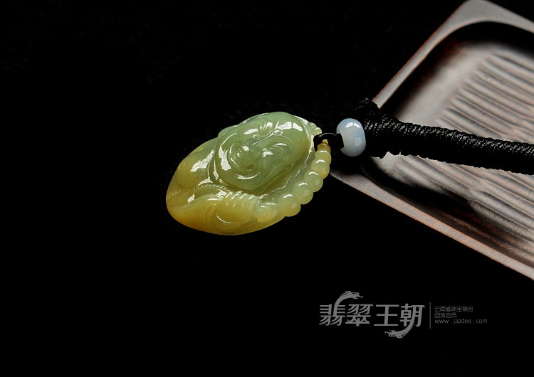 糯冰种黄带绿缅甸翡翠弥勒头挂件