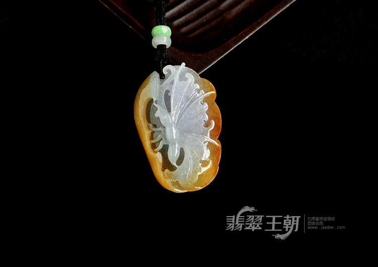 糯冰种紫罗兰带红黄翡缅甸翡翠俏色巧雕破茧成蝶挂件