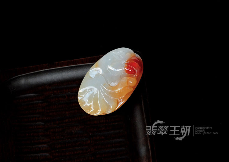 糯冰种红黄翡缅甸翡翠鹦鹉兽挂件